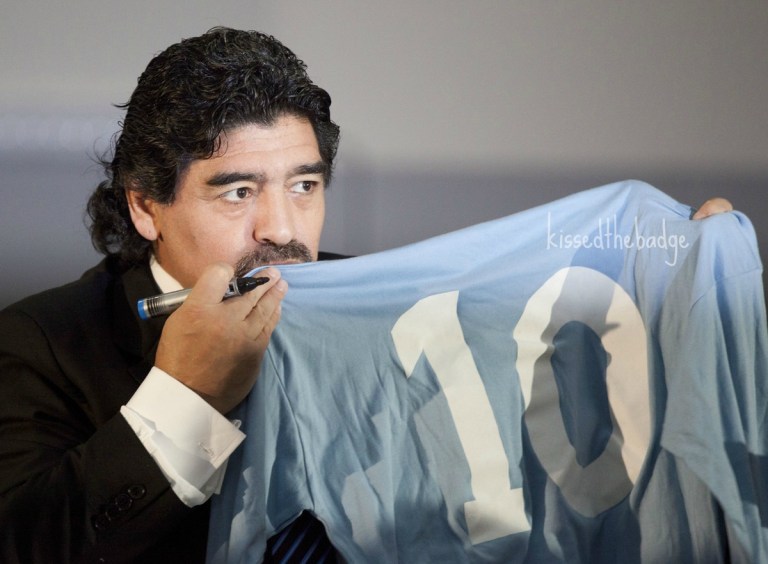 kissthebadge_maradona1